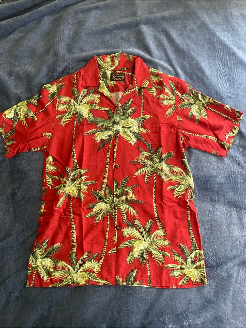 Medium Hawaiian Reserve Collection Palm Aloha Shirt - Great Condition